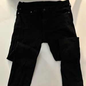 Black Levi’s Jeans